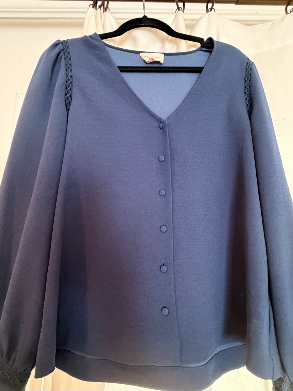 Sezane Women's navy Slate Blue V-Neck Button Front Blouse size Medium/38